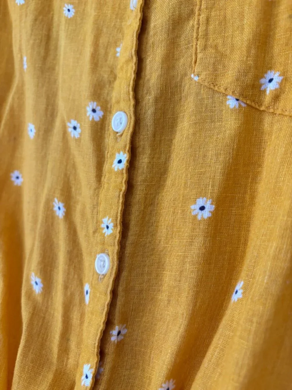 Old Navy linen blend blouse with waist tie (size M) - Picture 3 of 9